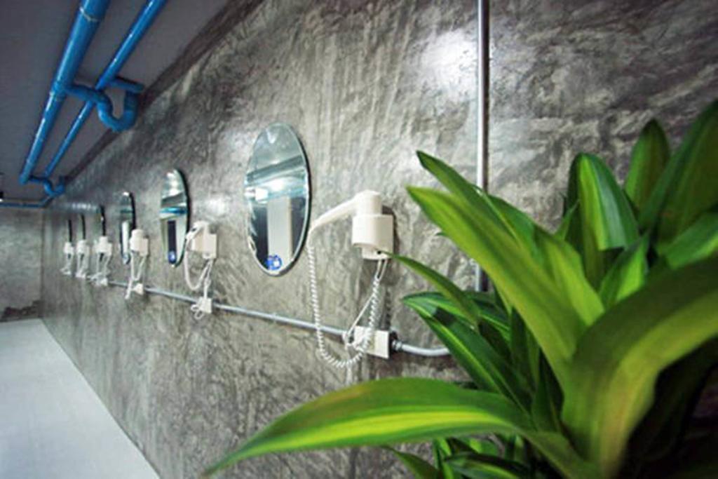 Saphaipae Hostel Bangkok Rum bild